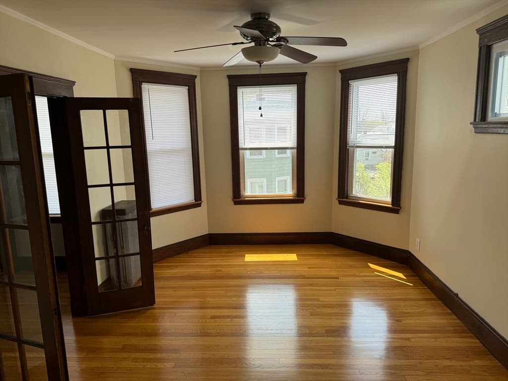 20 Houghton Street #3 photo 3