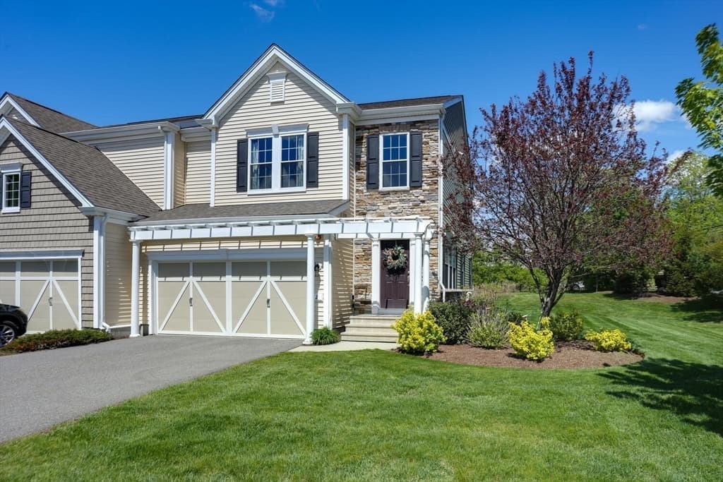2 Wayside Dr #2 photo 2