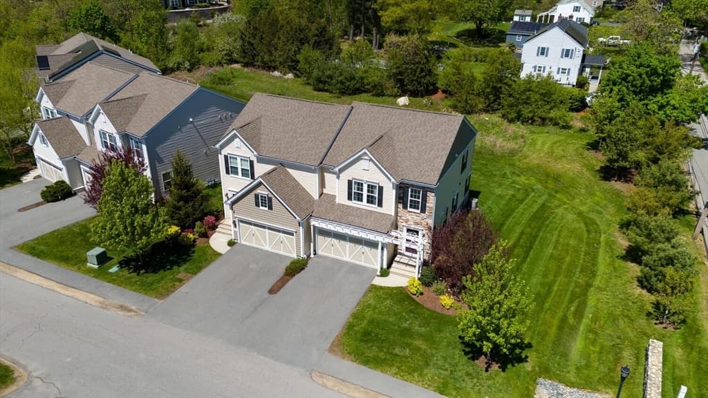 2 Wayside Dr #2 photo 4