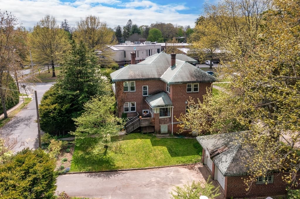 281 Prospect Street photo 3