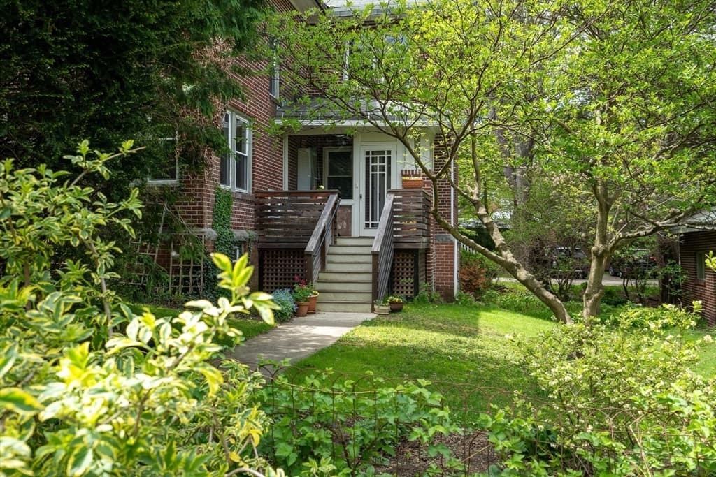 281 Prospect Street photo 4