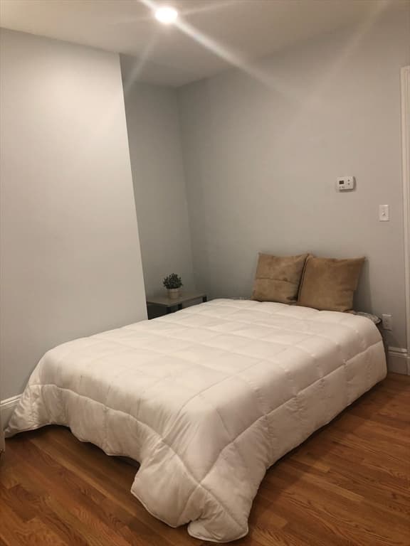 1620 Beacon Street #STUDIO photo 3