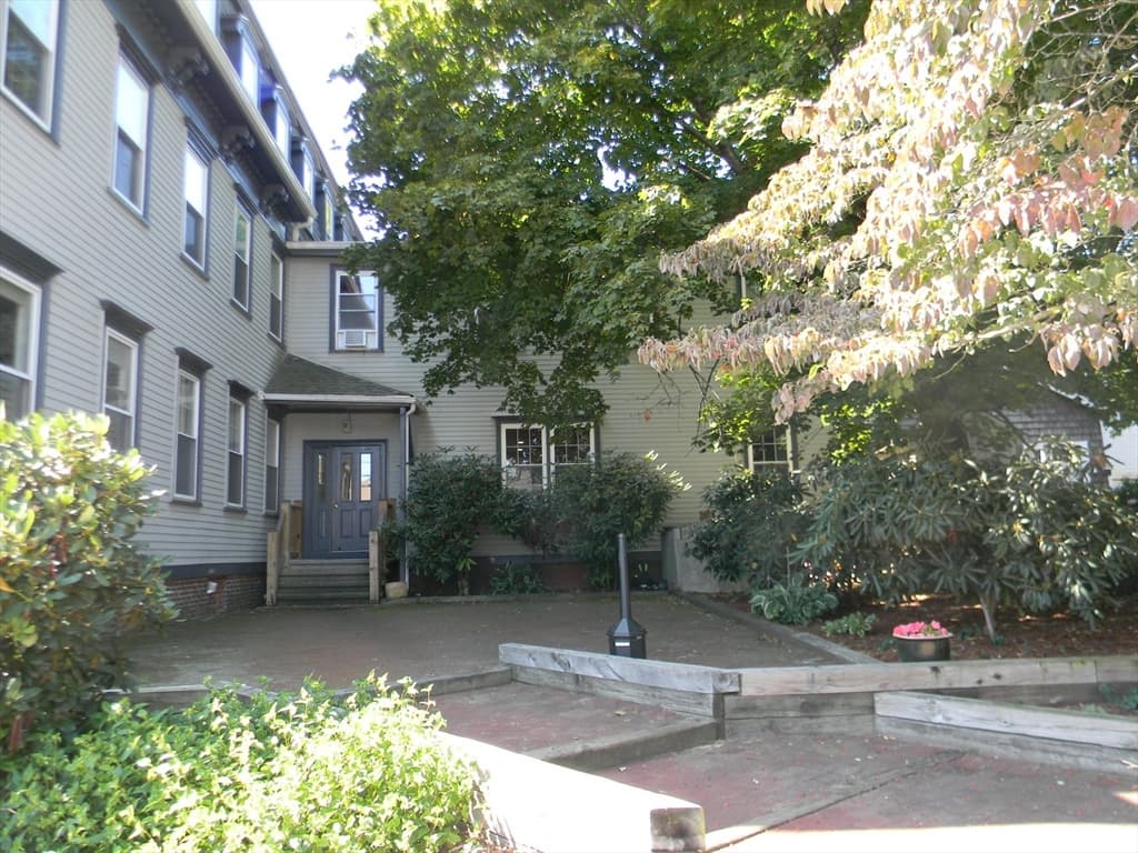 12 Walnut Street #4 photo 2
