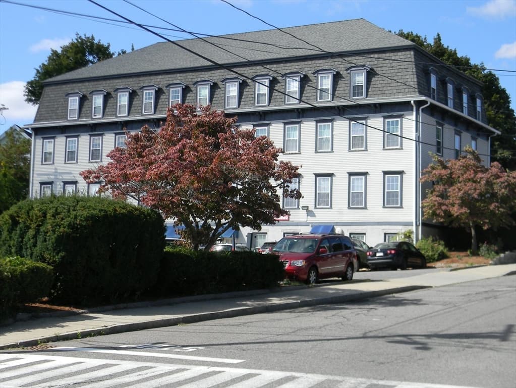 12 Walnut Street #4