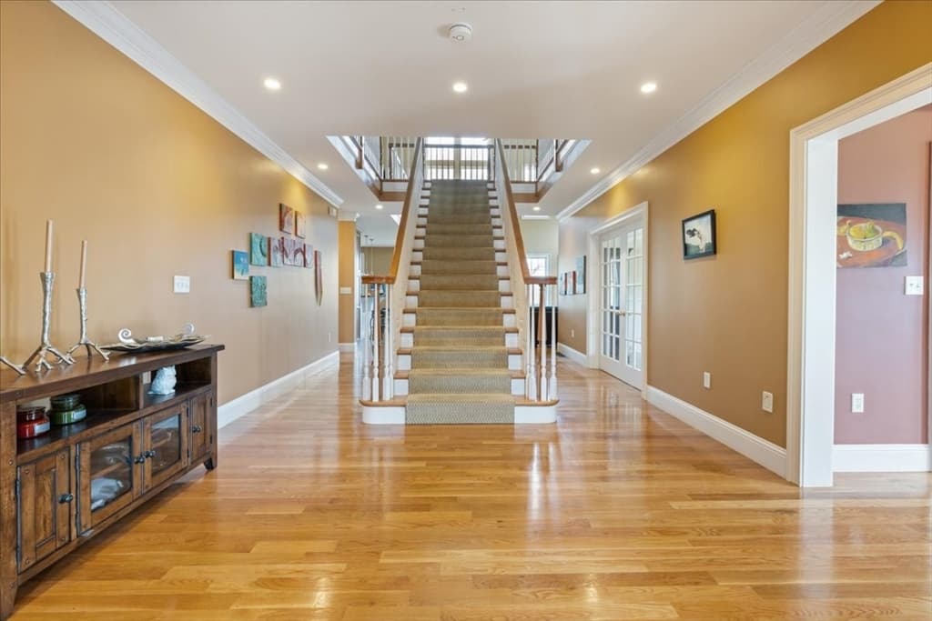 8 Middleby Road photo 5