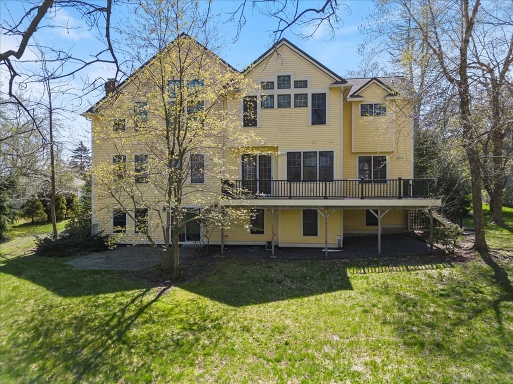 8 Middleby Road photo 4