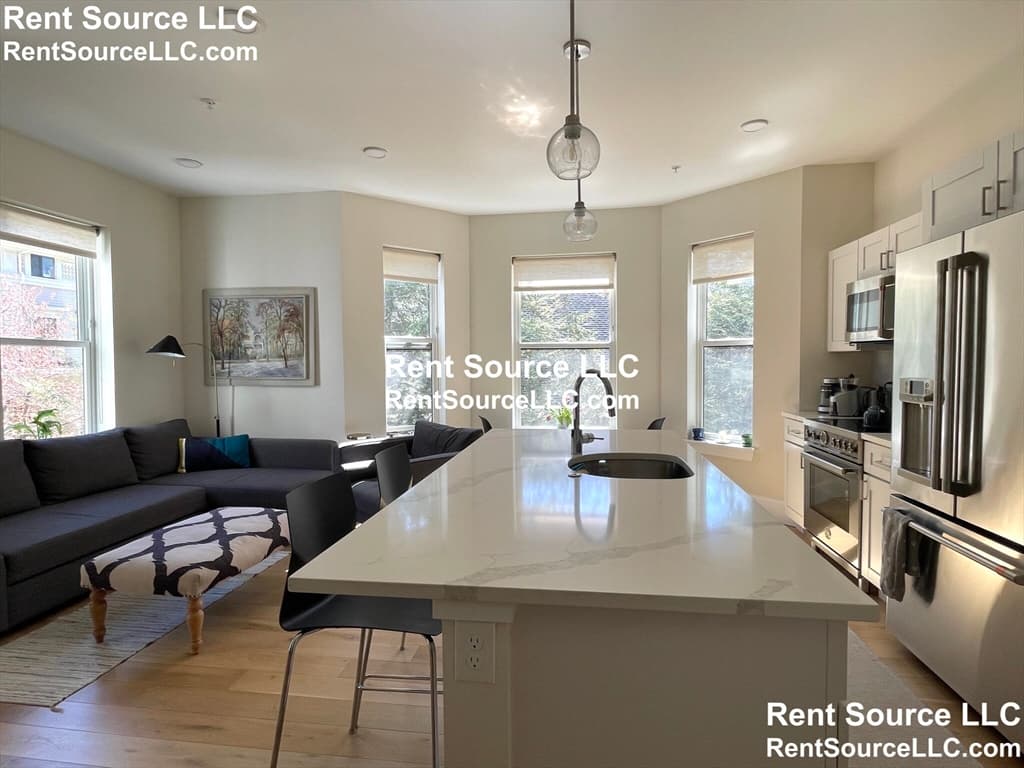 12 Arnold Circle #7 photo 5