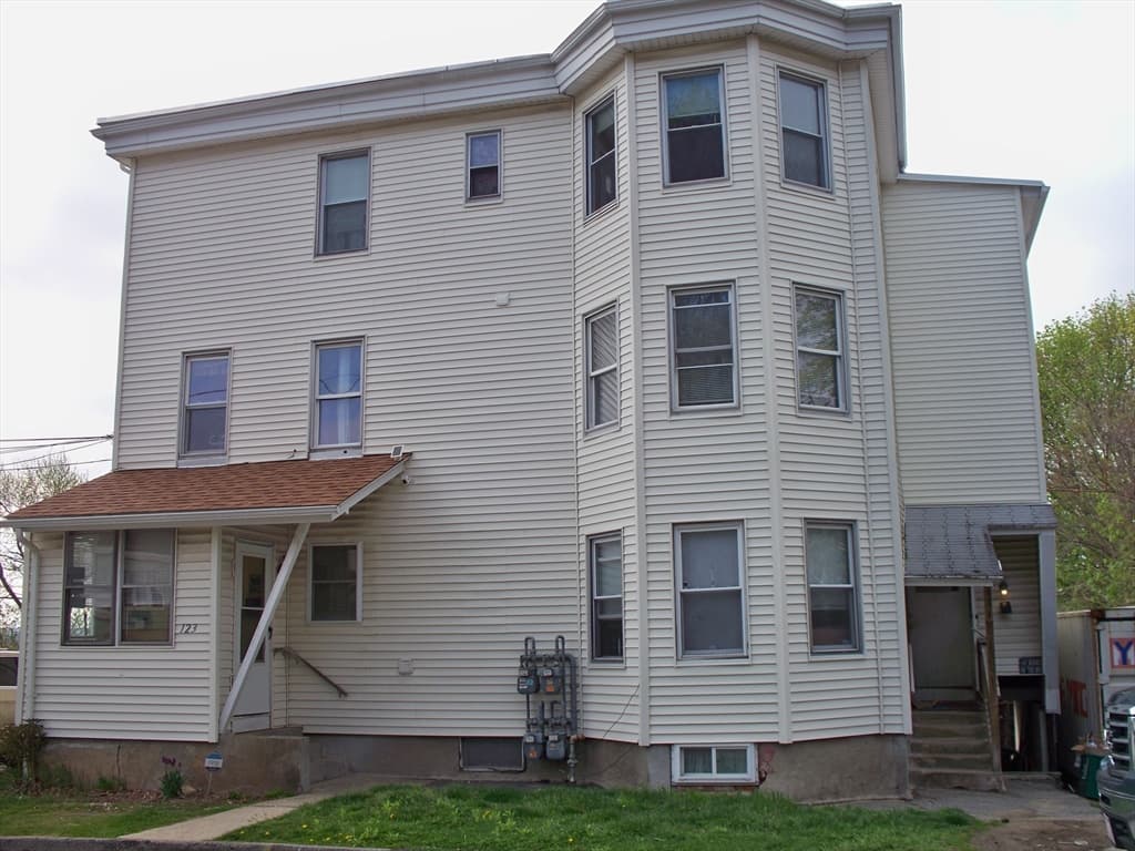 123 Orient Street photo 2