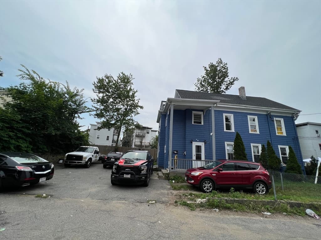 9 Main Street Pl. photo 2