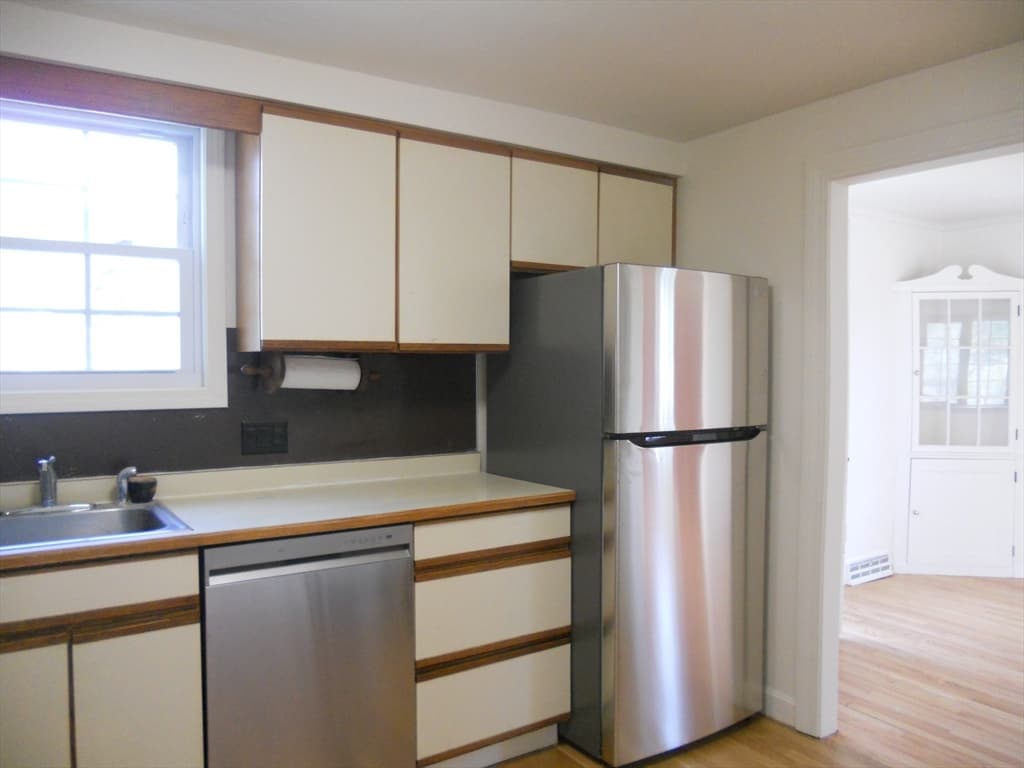 30 B Nelson Street #B photo 3