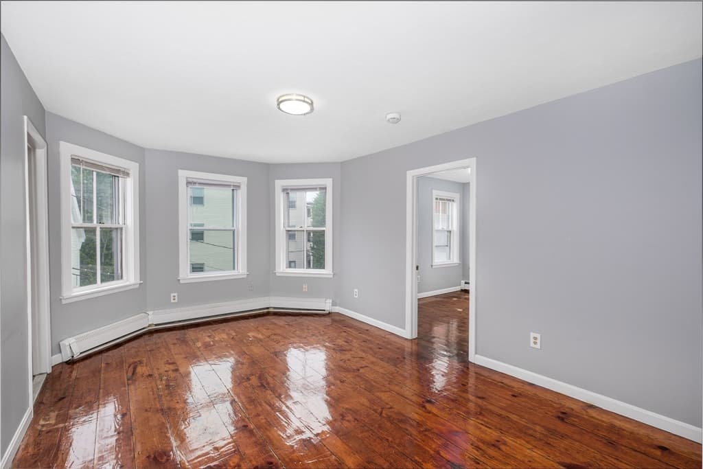 12 Kilby St #3L photo 5