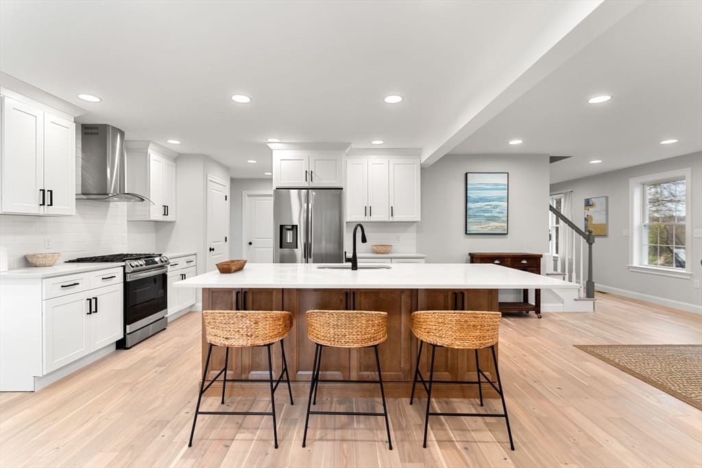 16 Niagara St photo 5