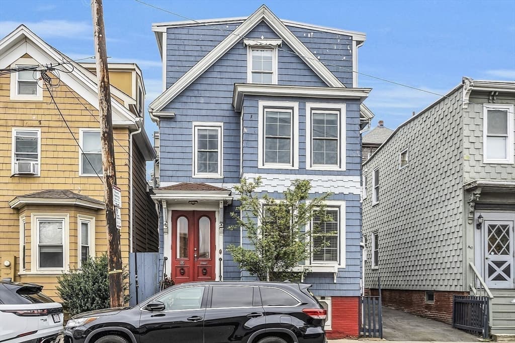 87 Condor Street #1
