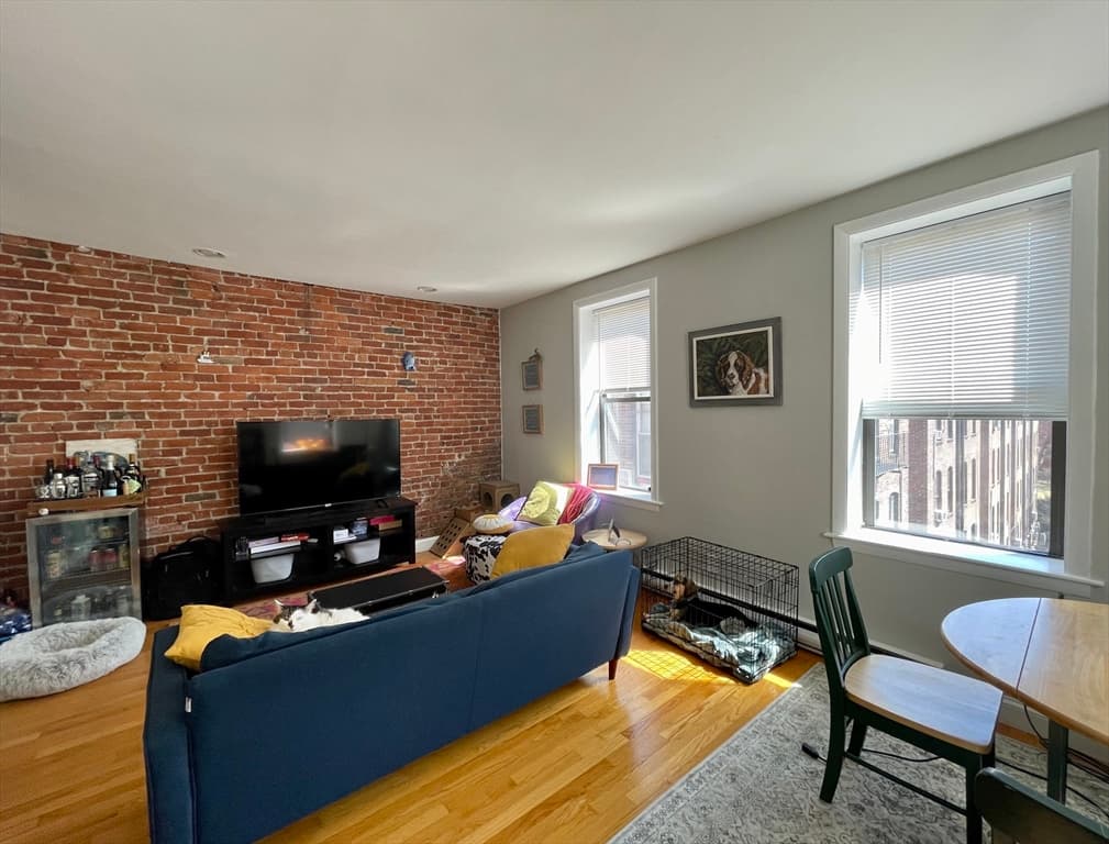 90 St Botolph St #9 photo 4