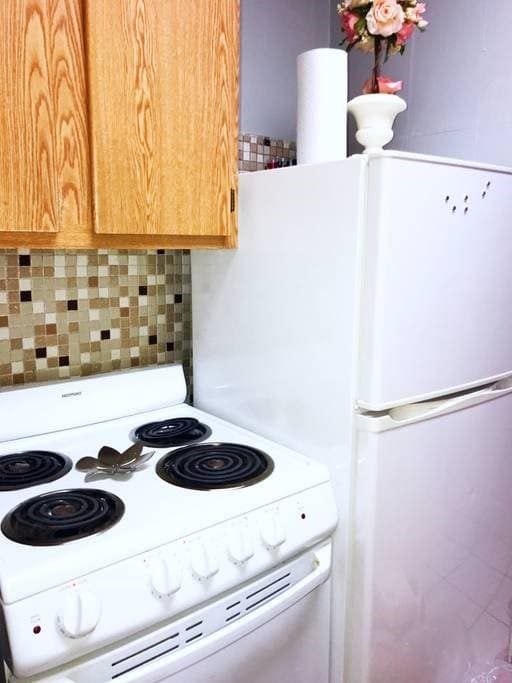 879 Beacon St #31 photo 5