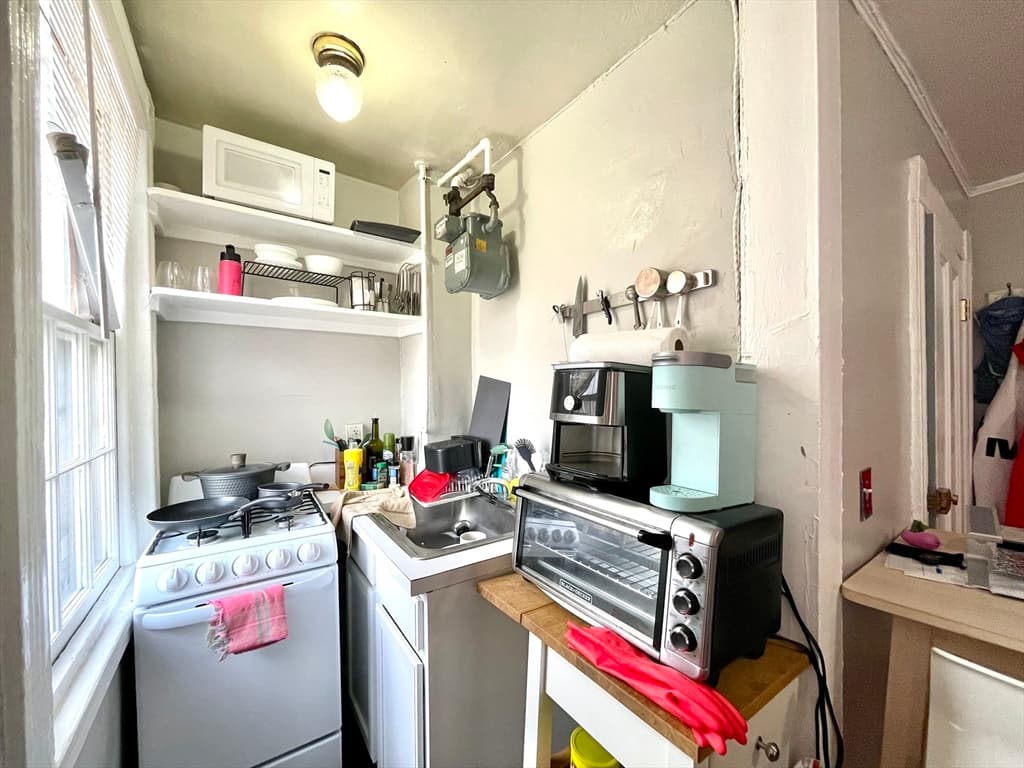 2 Champney Pl #2 photo 2