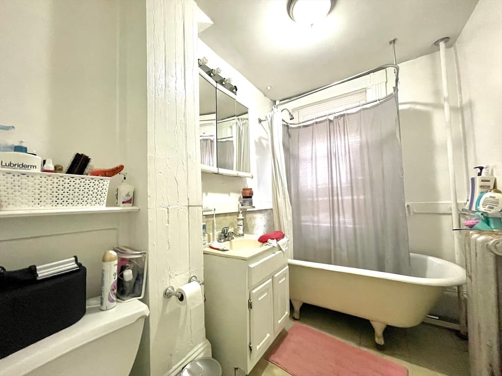2 Champney Pl #2 photo 4