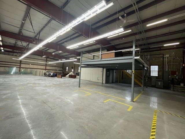 62 Industrial Park Road photo 4