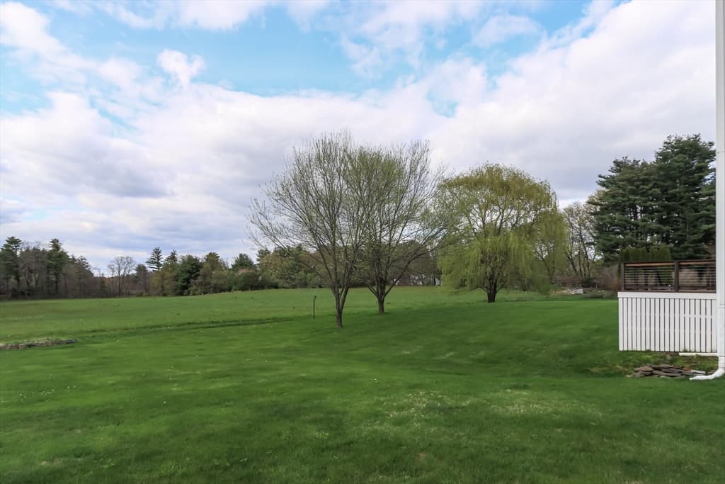 12 Canterbury Ln photo 5