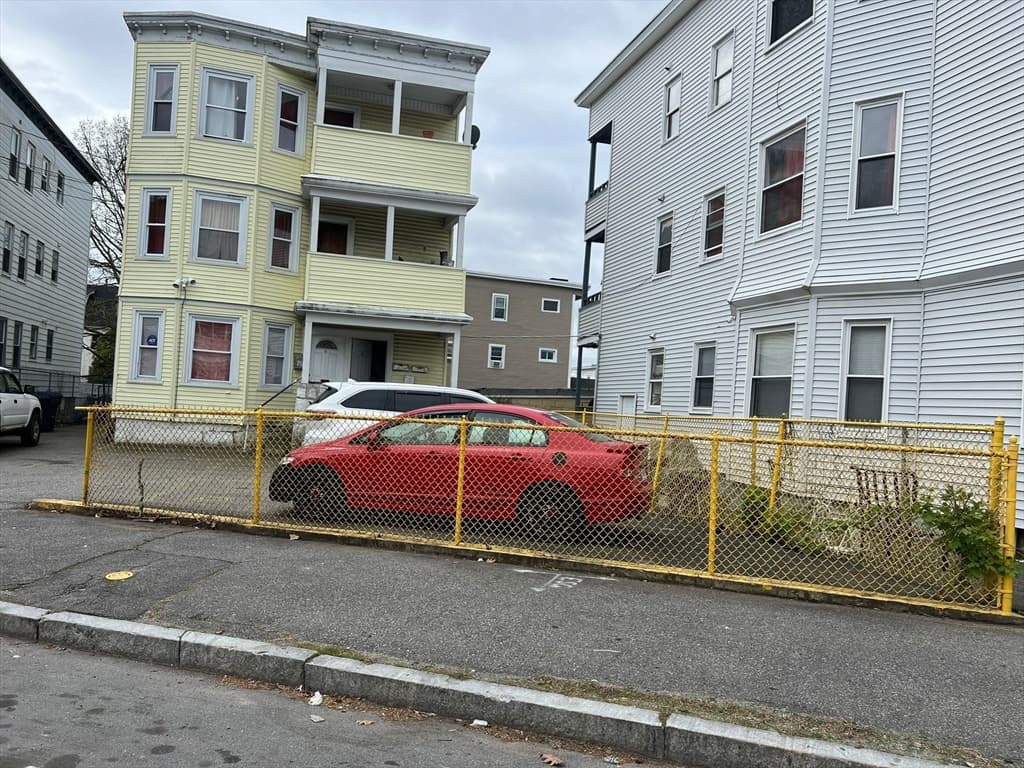4-6 Lawrence St