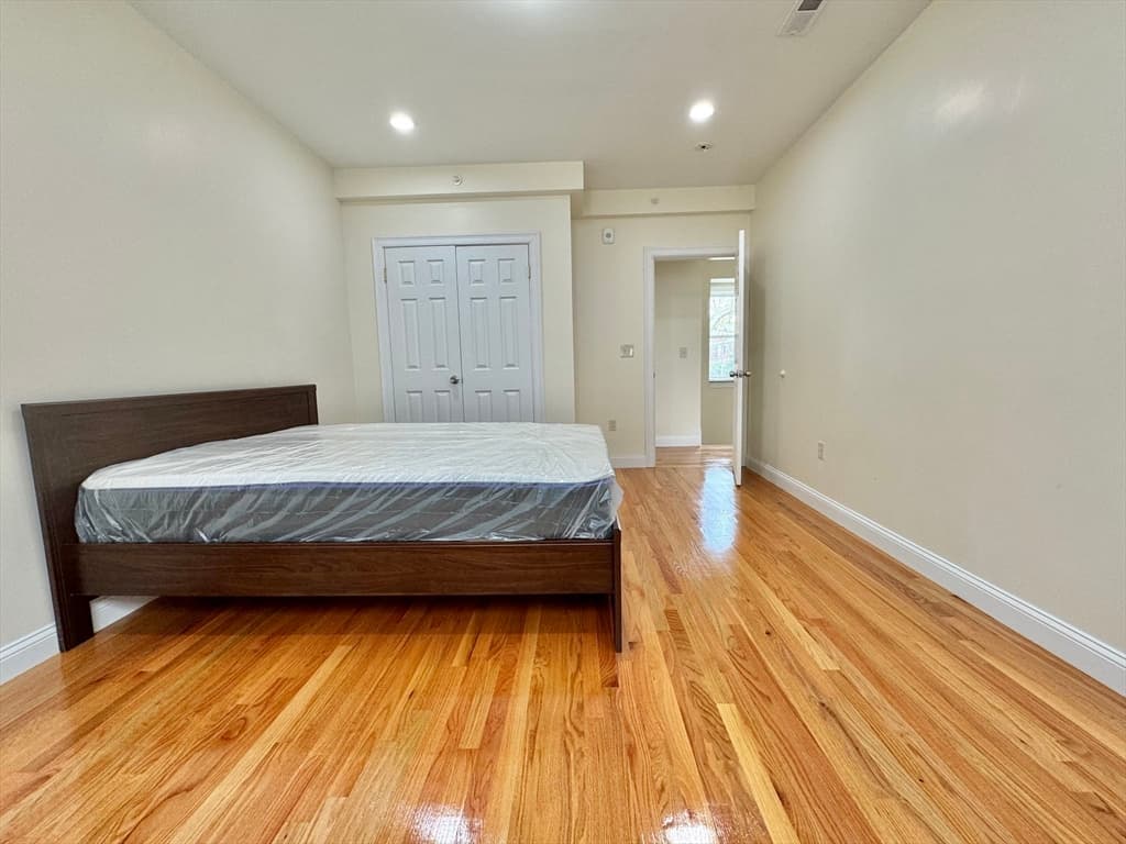 60 Mather St #3 photo 5