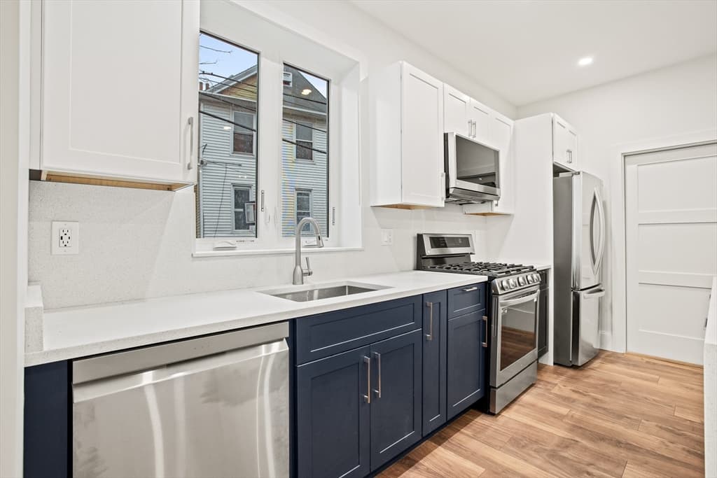 39 Clifton Street #1 photo 2