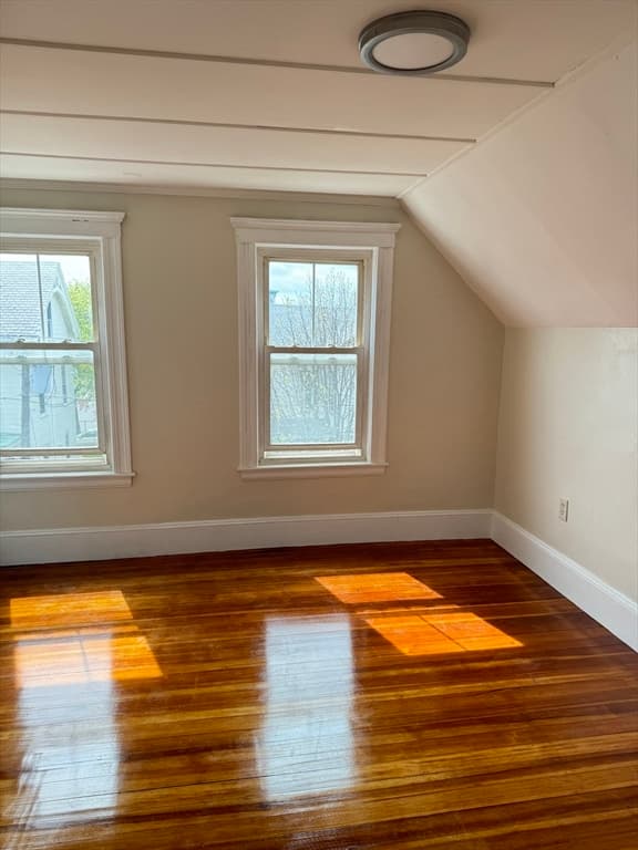 89 Linden Ave #2 photo 3