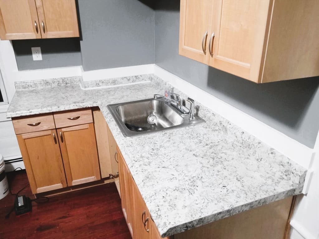 23 Woodward St #2 photo 2