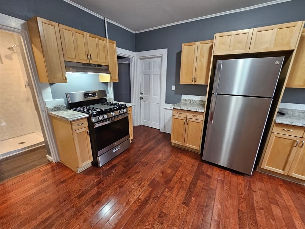 23 Woodward St #2
