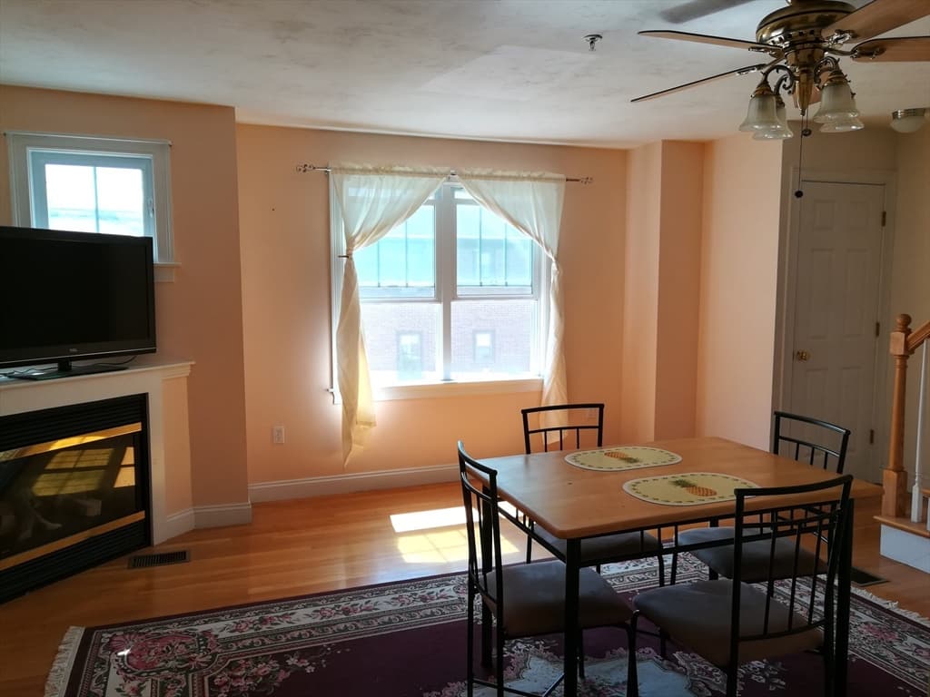 115 Elm St #3 photo 3