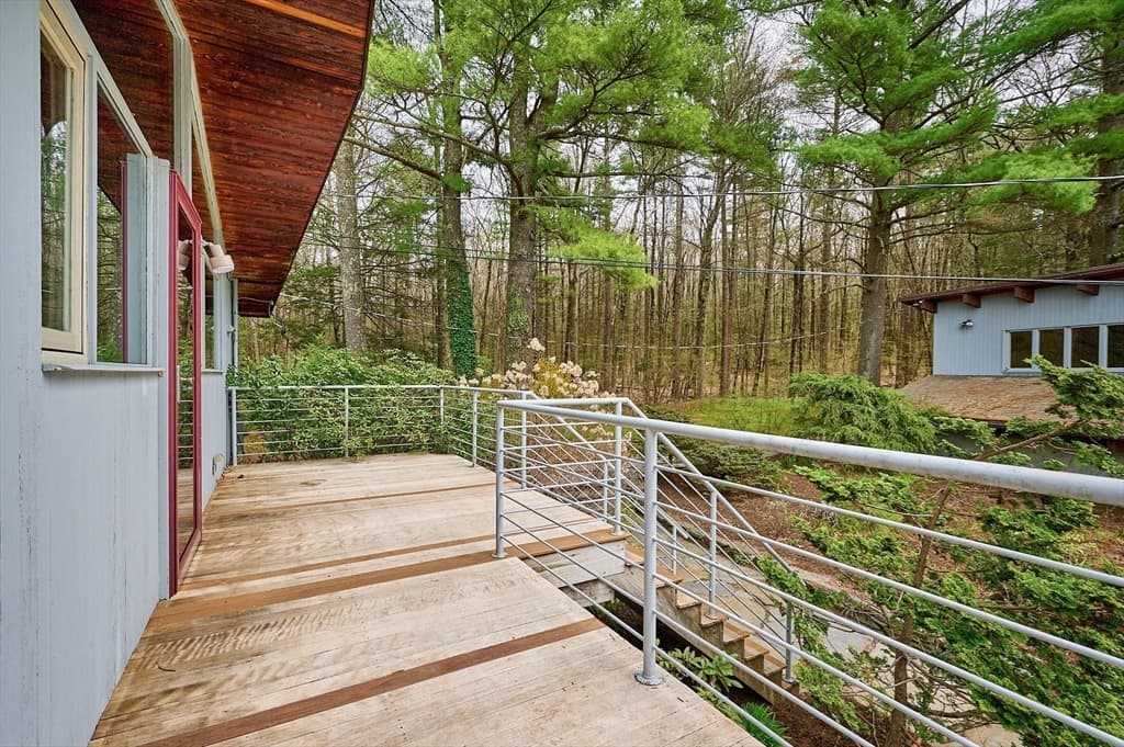 40 Arnold Road photo 3