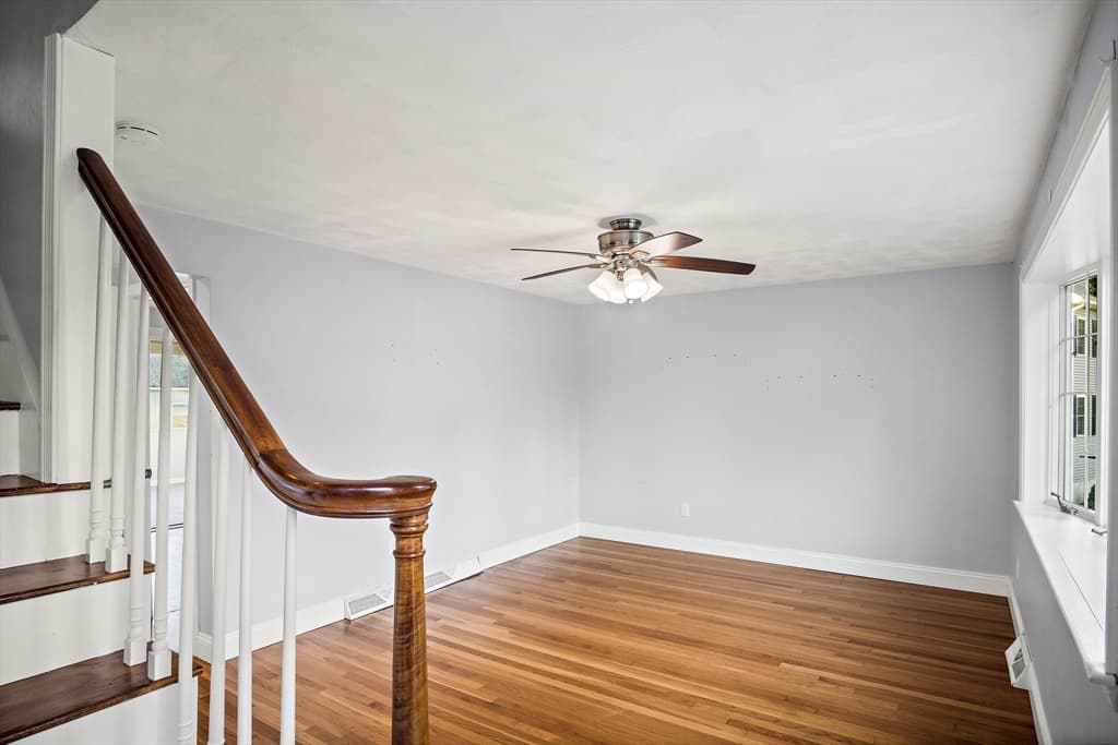 64 Pinedale Ave. photo 4