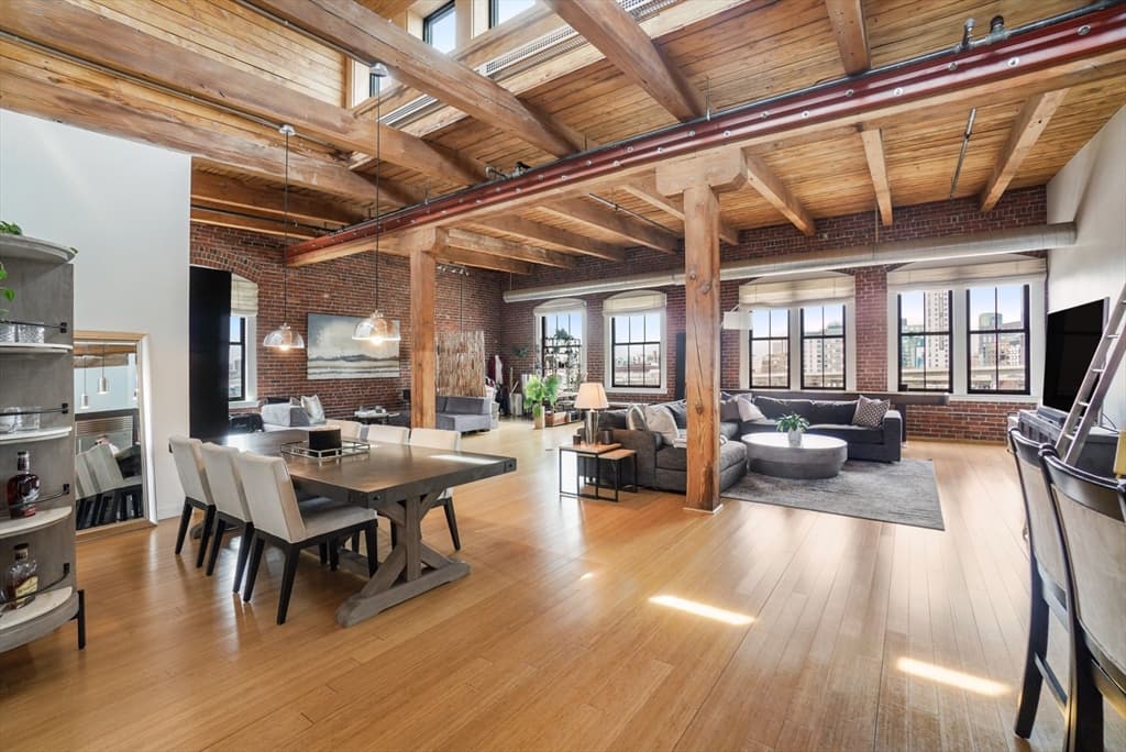 9 W Broadway #607