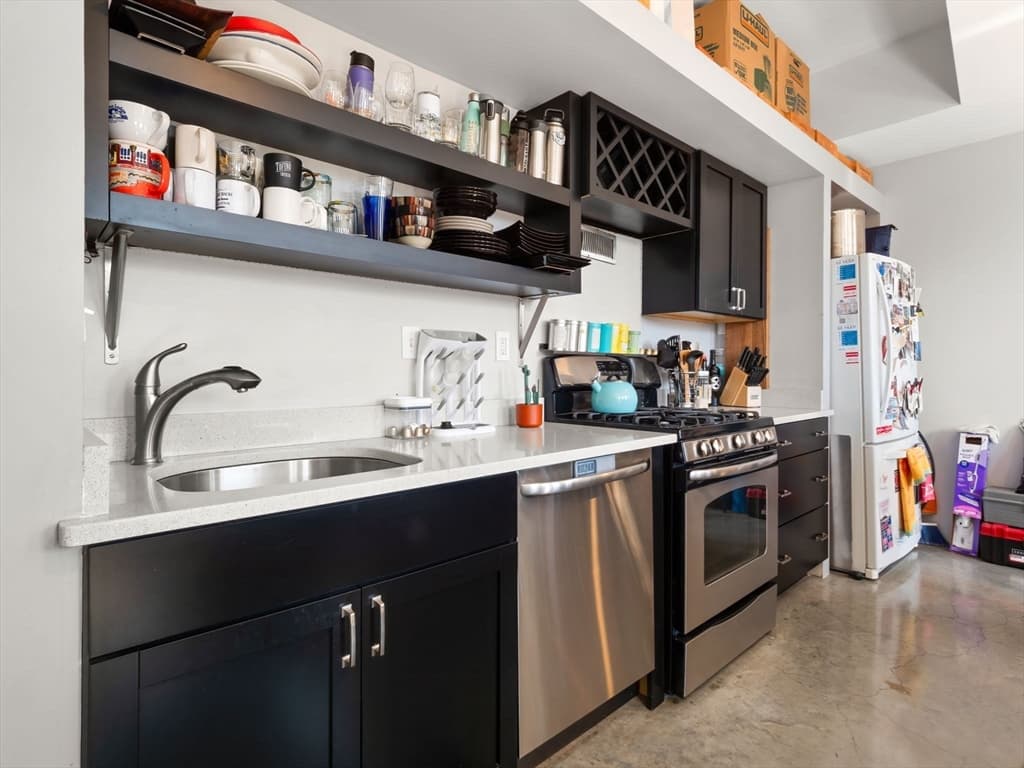 1313 Washington Street #603 photo 2