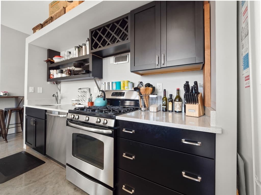 1313 Washington Street #603 photo 3
