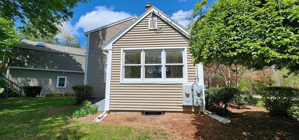 850 Pond Street #0 photo 4