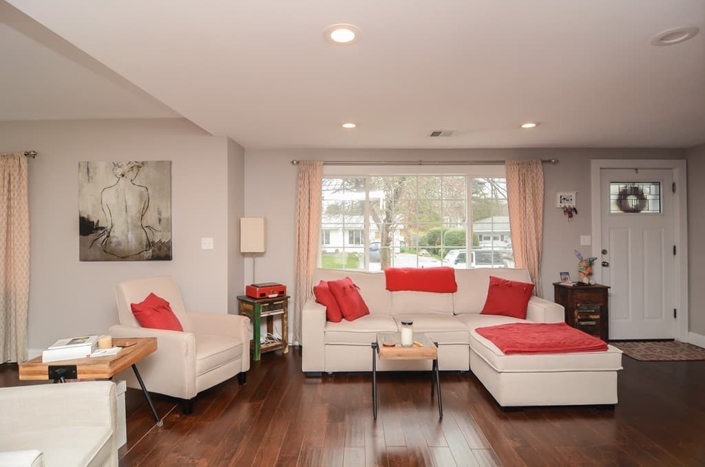 60 Leigh St photo 4