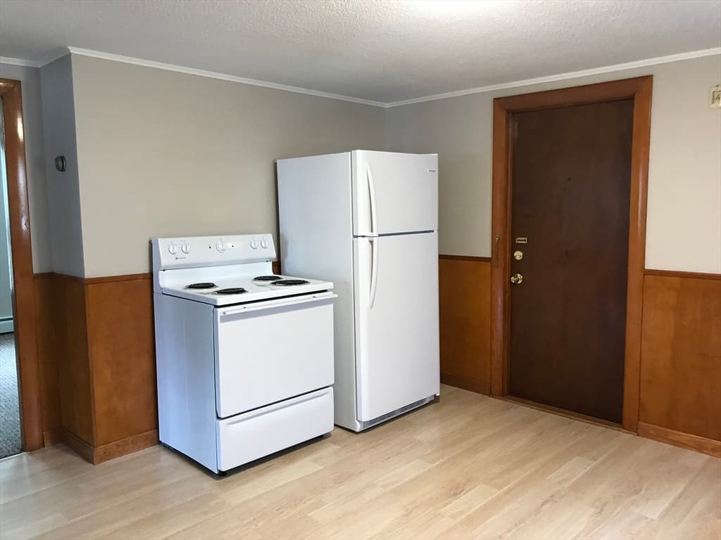 72 Wyoming Ave #1 photo 2