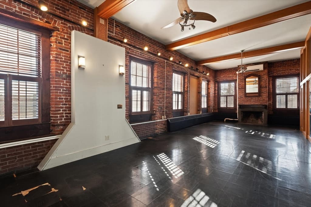 1 Washington Street #2-5M photo 3
