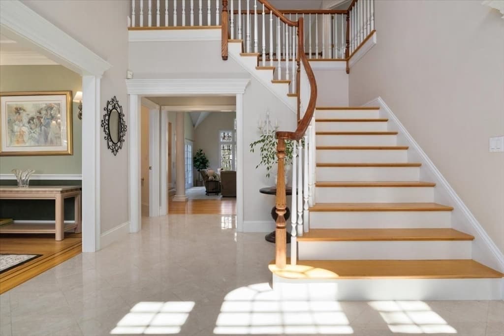 12 Bridle Path photo 5