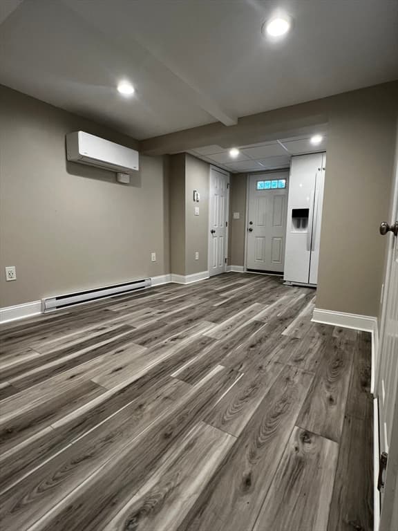 152 Glen St #A photo 5