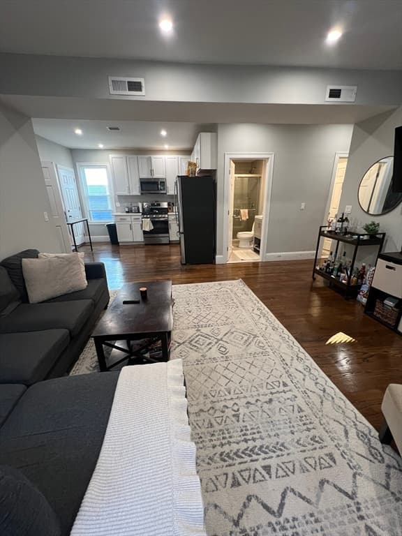 25 Pleasant St #1 photo 2