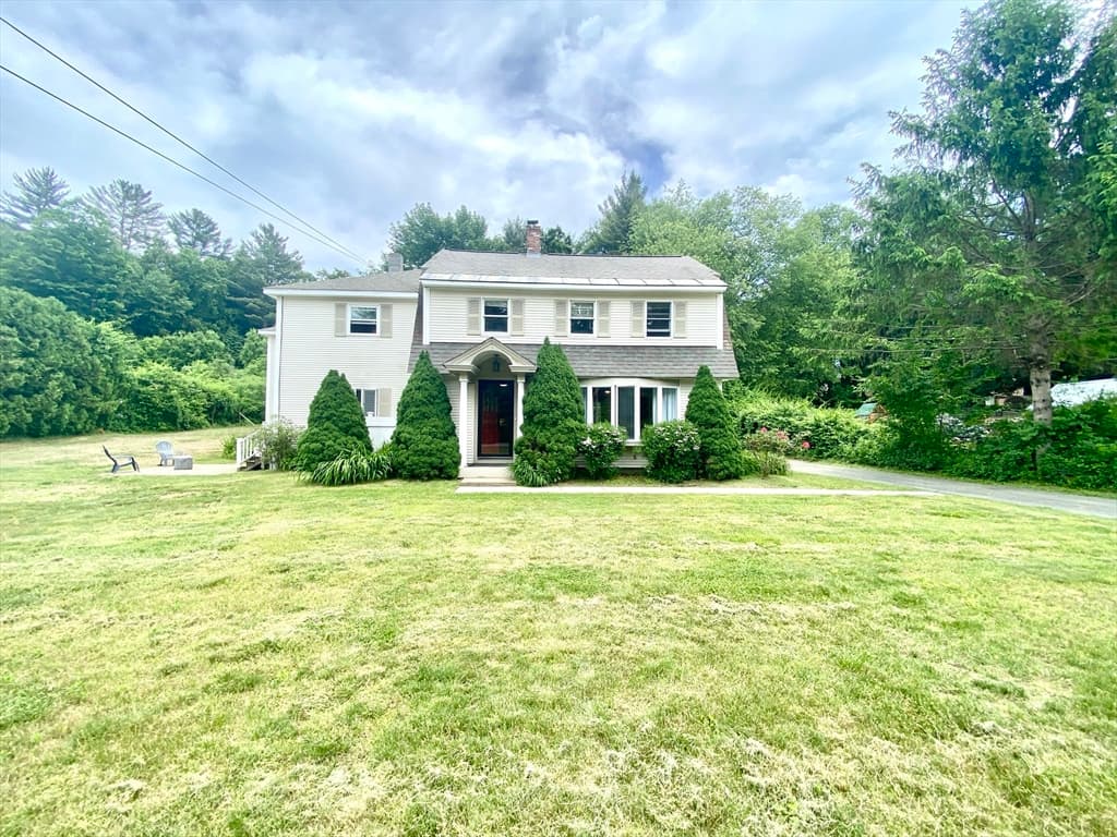 134 Huntington Rd photo 2