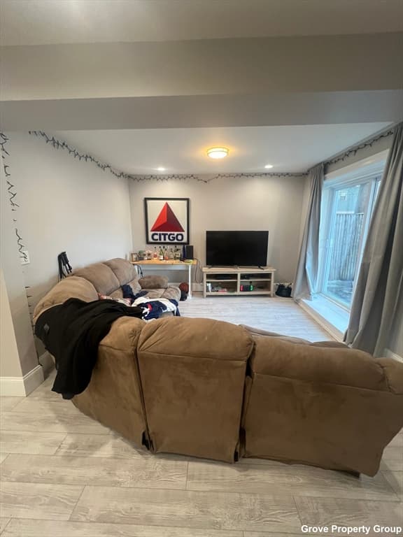 15 Washburn St #1 photo 4