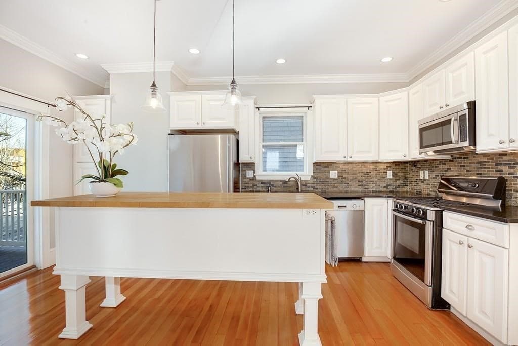 10 Ticknor St #2 photo 3