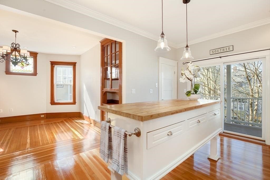 10 Ticknor St #2 photo 4