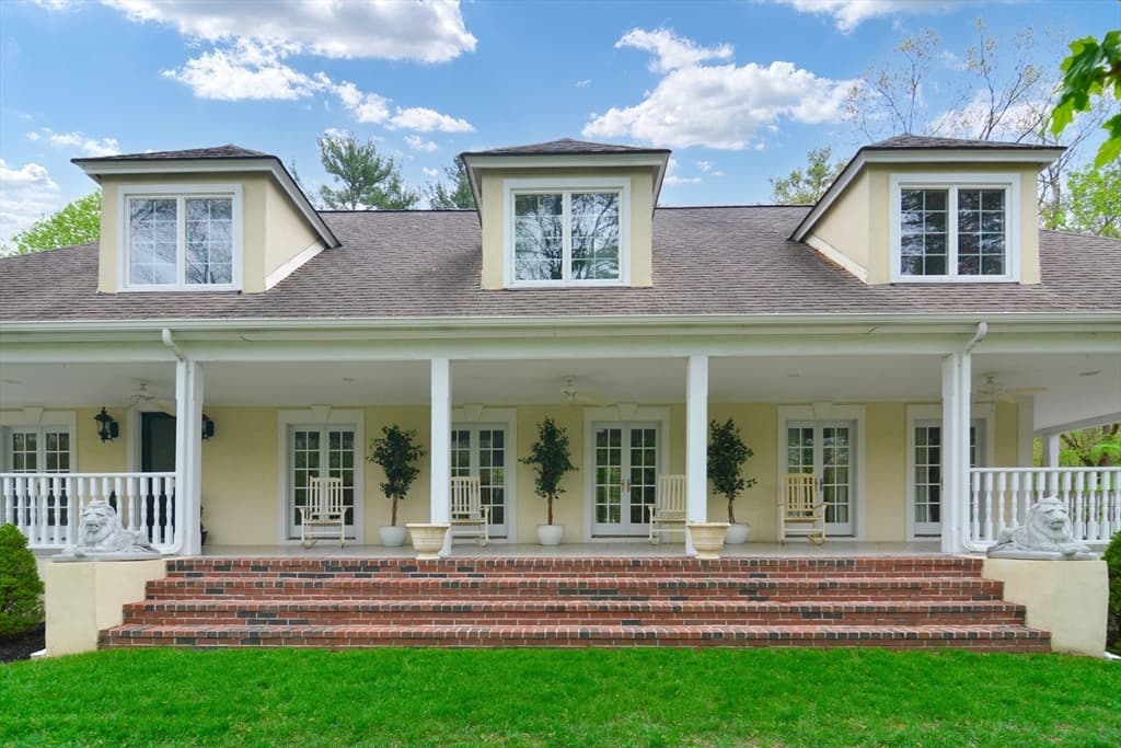 111 Lincoln Street photo 2