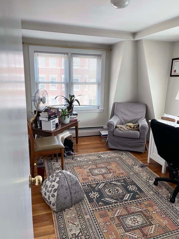 278 Harvard St #9 photo 4
