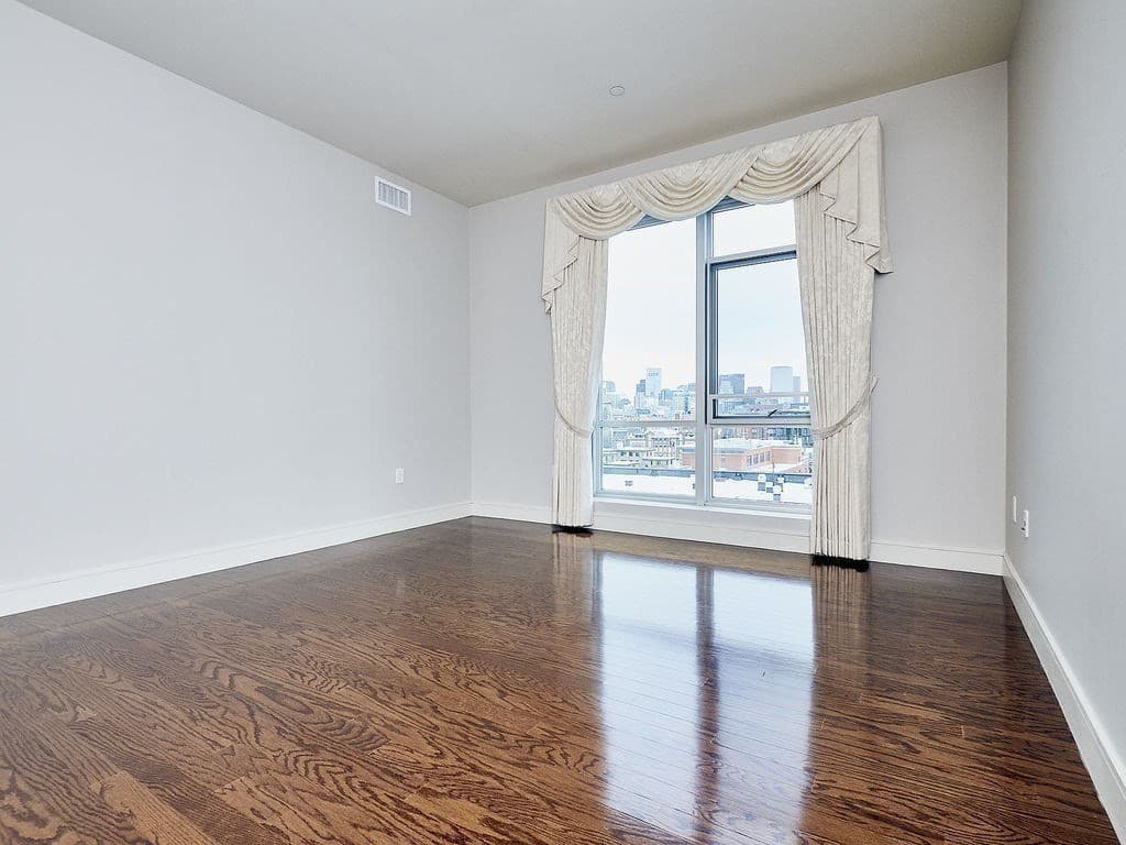 700 Harrison Ave #613 photo 4