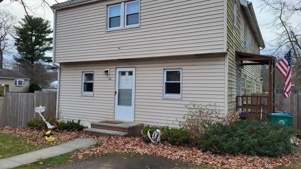 60 Bridle Rd